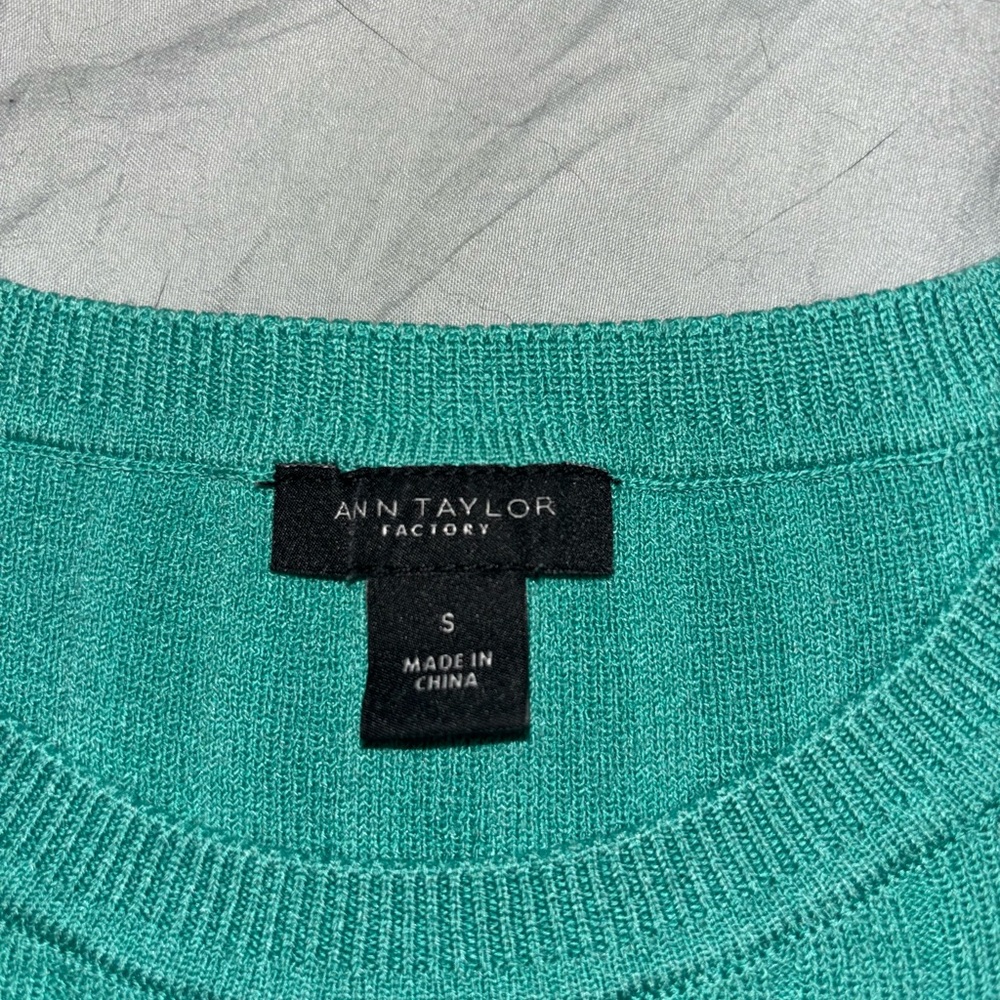Ann Taylor Factory Teal Crew Neck Sleeveless Sweater